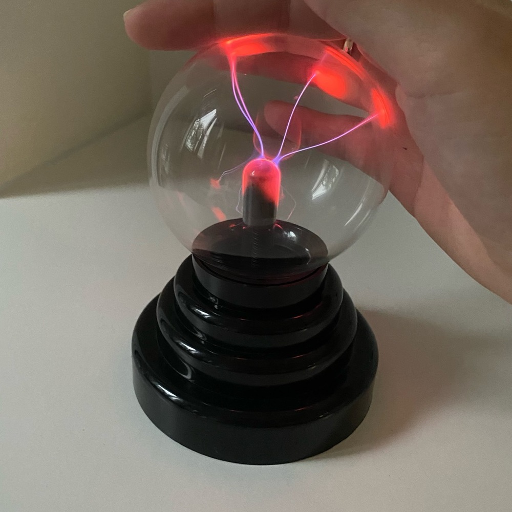 Mini Plasma Ball - perfect for Halloween 🎃